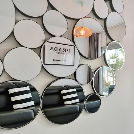 Paradise Sun - Stylish 1br With Pool, Terrace & Rooftop Bar, 100 M From