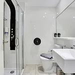 Apartment Paradise Sun - Stylish 1br With Pool, Terrace & Rooftop Bar, 100 M From Corralejo