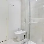 Paradise Sun - Stylish 1br With Pool, Terrace & Rooftop Bar, 100 M From Apartment