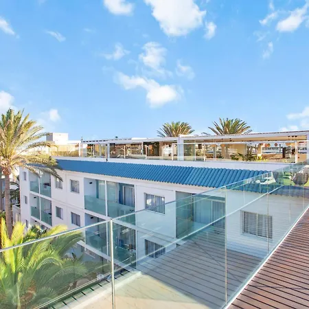 Paradise Sun - Stylish 1br With Pool, Terrace & Rooftop Bar, 100 M From
