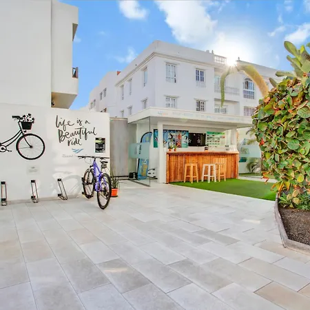 Apartment Paradise Sun - Stylish 1br With Pool, Terrace & Rooftop Bar, 100 M From *