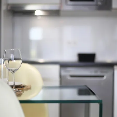 Paradise Sun - Stylish 1br With Pool, Terrace & Rooftop Bar, 100 M From * Corralejo