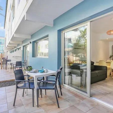 Apartment Paradise Sun - Stylish 1br With Pool, Terrace & Rooftop Bar, 100 M From