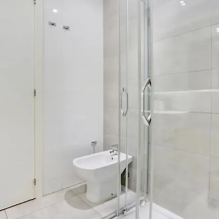 Paradise Sun - Stylish 1br With Pool, Terrace & Rooftop Bar, 100 M From 公寓